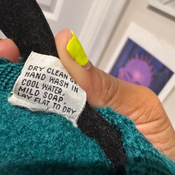 Vintage Women’s Carroll Reed 1960s green 100% wool sweater in great condition - Picture 4 of 7